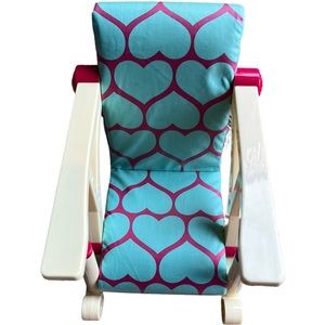 Booster seat for 18” dolls.